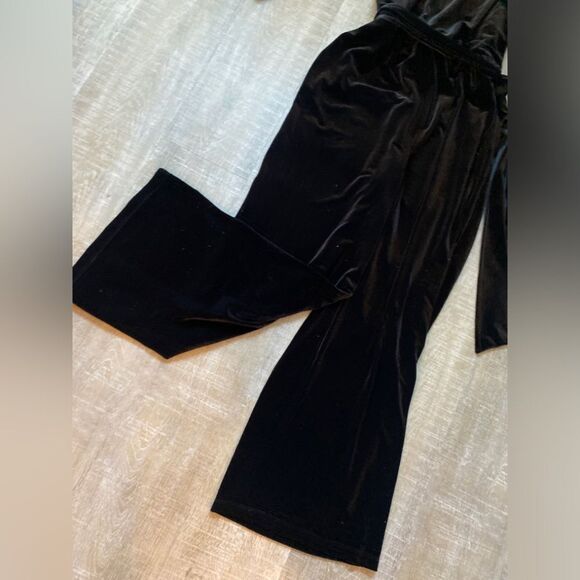CHICO’S TRAVELERS COLLECTION Black Velvet Jumpsuit Women's Large Belted Wide Leg - Picture 6 of 12